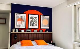 Cozy Studio Apartment Unit 12 In Center Of Zurich